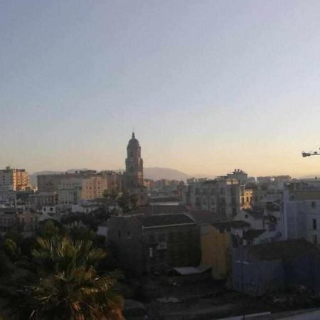 Apartamento En Pleno Centro De Малага Экстерьер фото