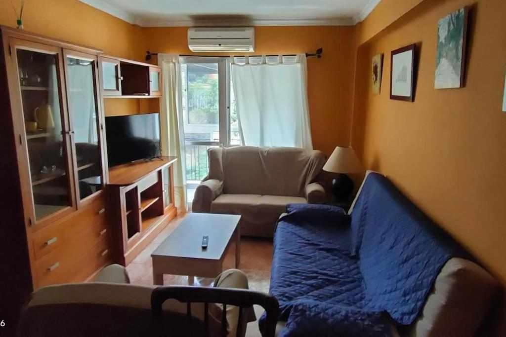 Apartamento En Pleno Centro De Малага Экстерьер фото